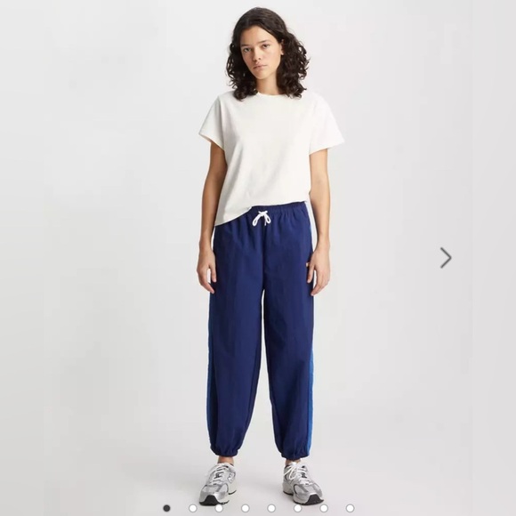 NEW LEVI’S - Gold Tab Athletic Pants - Picture 4 of 10